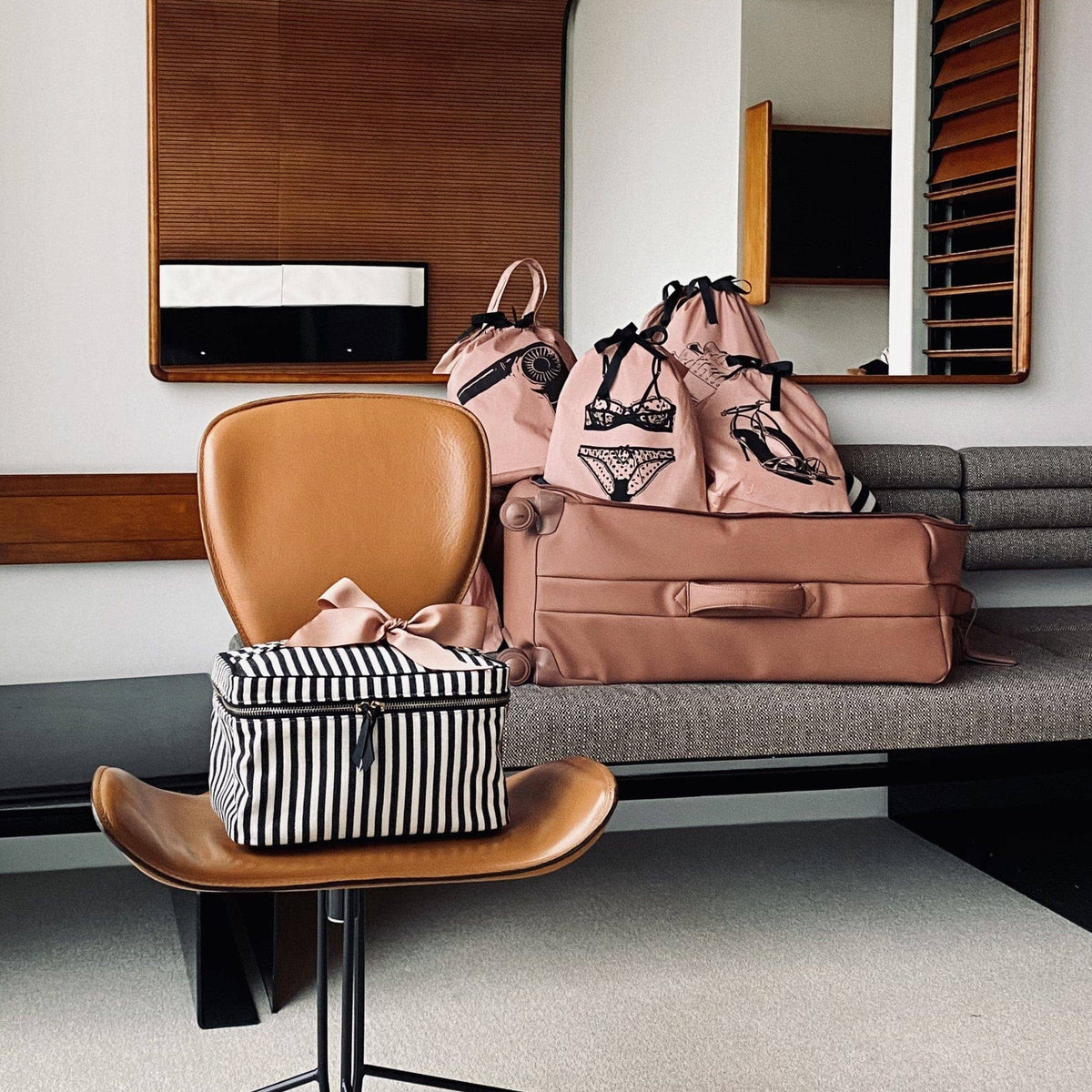 Polkadot Lingerie Travel Bag, Pink/Blush