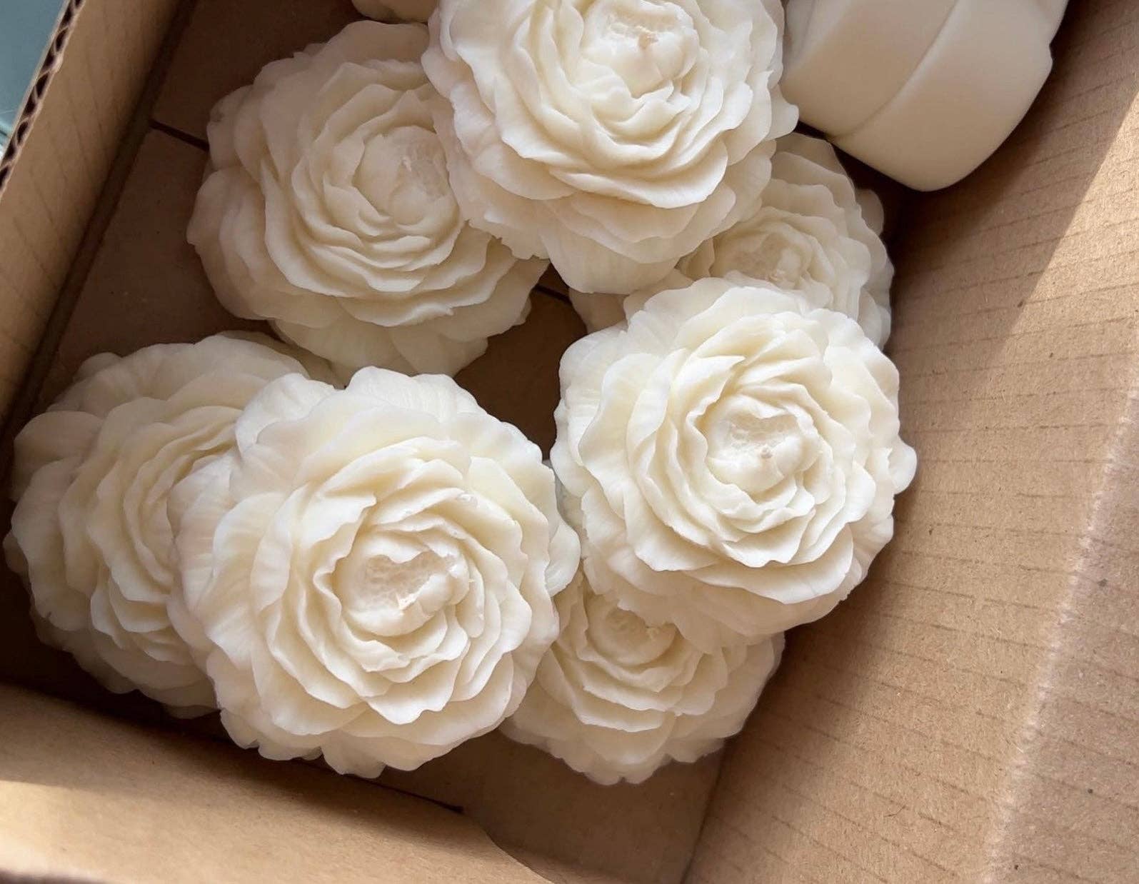 Peony candle