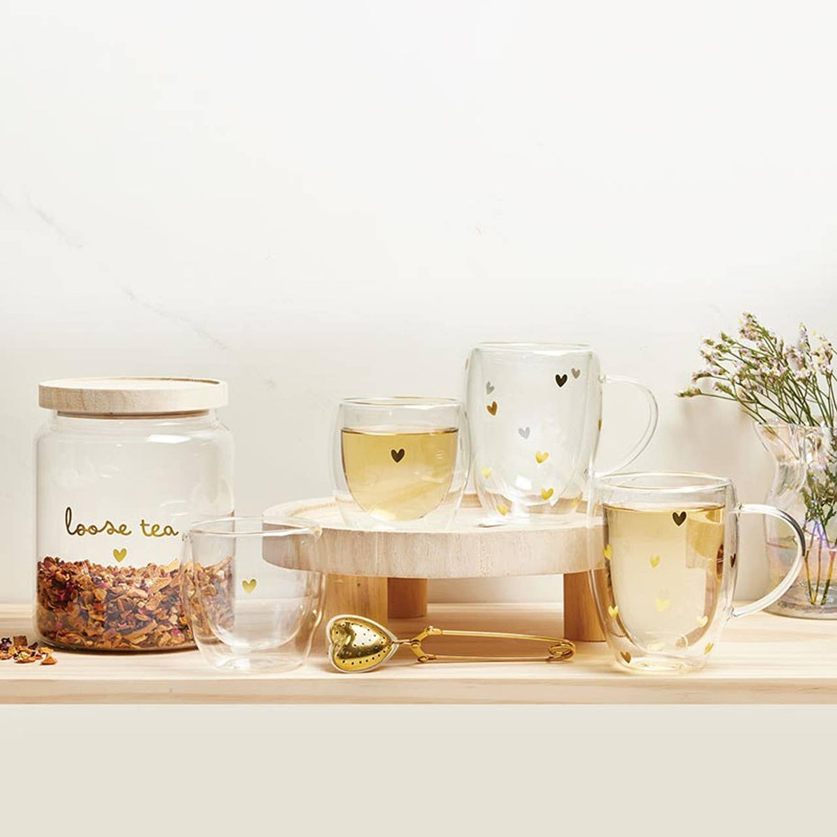 Double-Wall Tea Cup with Handle - Gold Foil Hearts